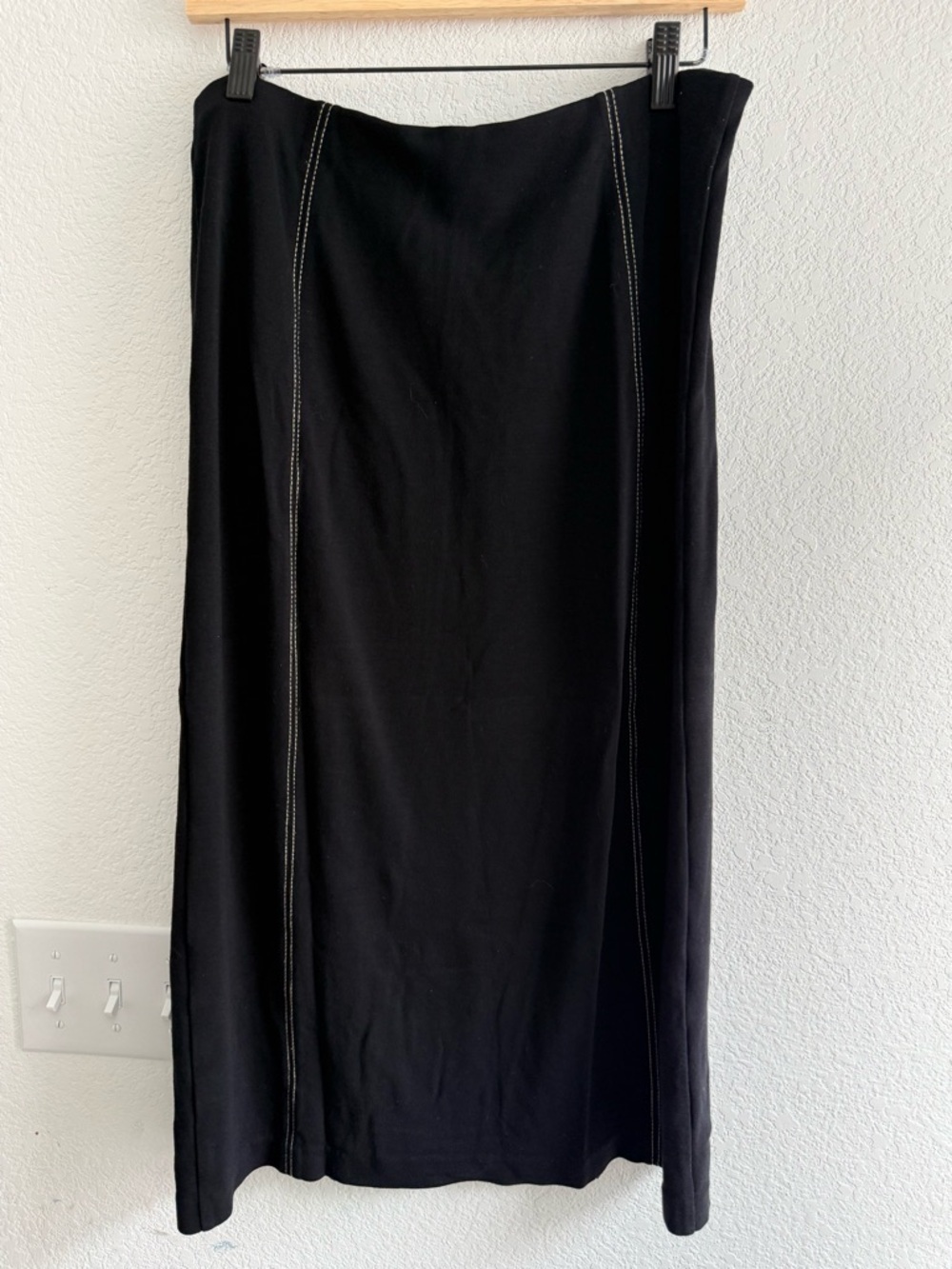 NIC+ZOE Black Midi Skirt with White Contrast Stitching with Slit SZ M - Picture 3 of 5